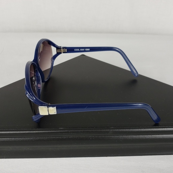 Vintage Cool-Ray Navy Oversized Sunglasses - Picture 3 of 5